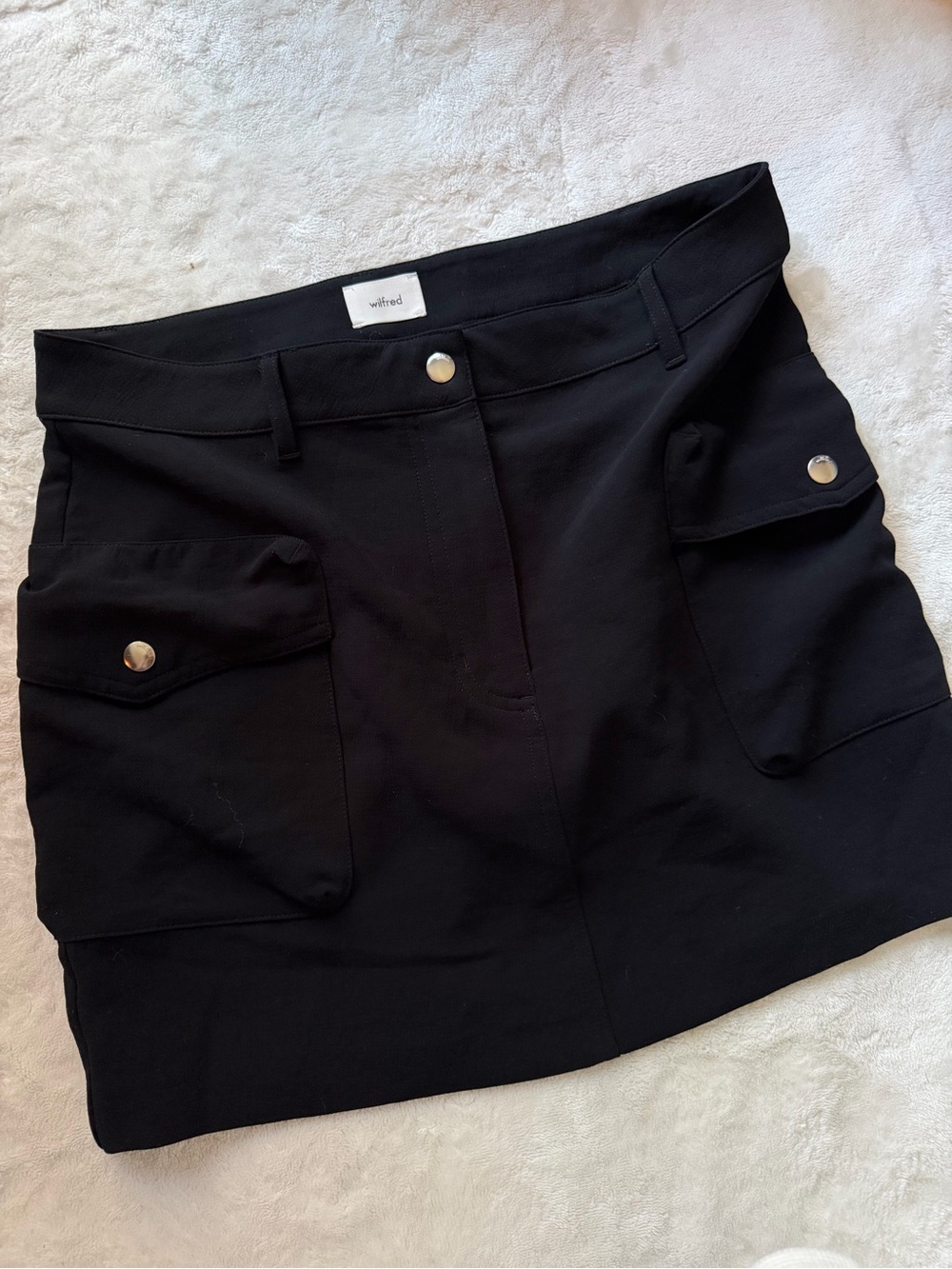 Aritzia Wilfred Astral Cargo Mini Skirt